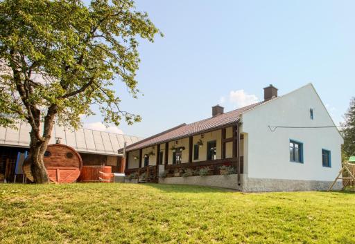 Rozprávková HÁJENKA v Nízkych Tatrách - Housity