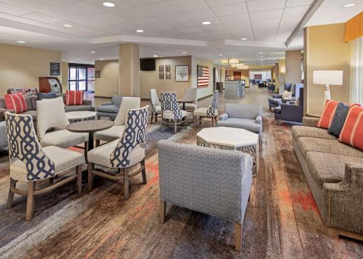 Hampton Inn & Suites Alexandria Old Town Area South - Housity