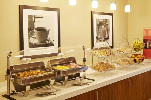 Hampton Inn San Diego Mission Valley - Housity
