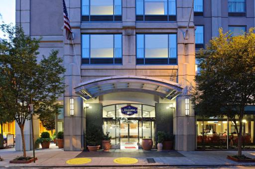 Hampton Inn Philadelphia Center City-Convention Center - Housity