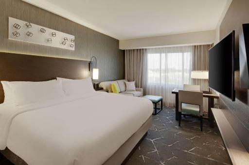 Embassy Suites by Hilton Atlanta Perimeter Center - Housity