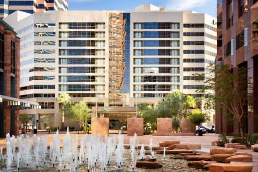 Embassy Suites by Hilton Phoenix Downtown North - Housity