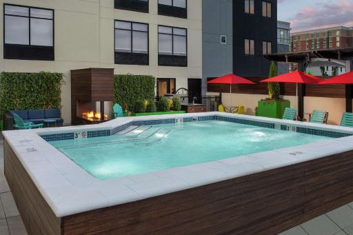 Home2 Suites By Hilton Nashville Downtown Convention Center - Housity