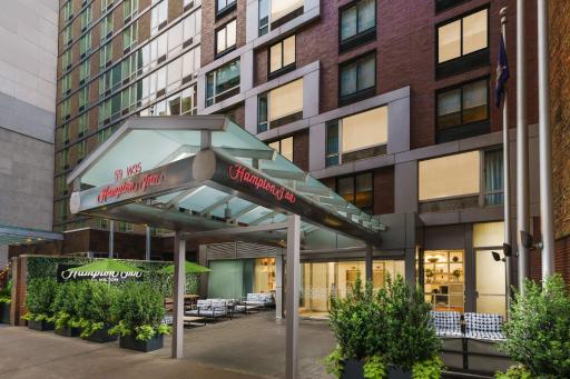 Hampton Inn Manhattan-35th St Empire State Bldg - Housity