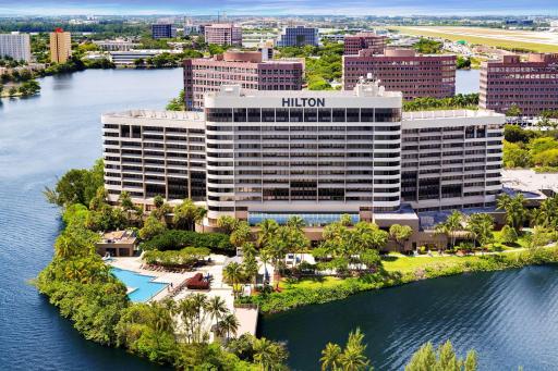 Hilton Miami Airport Blue Lagoon - Housity