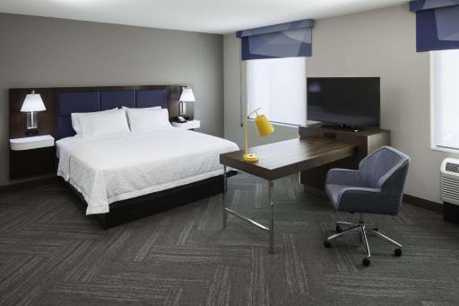 Hampton Inn & Suites Phoenix Downtown - Housity