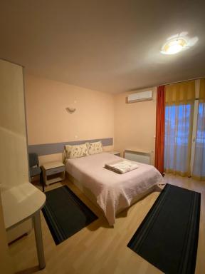 Zekir - Zimmer - Rooms - Struga - Boulevard - Housity