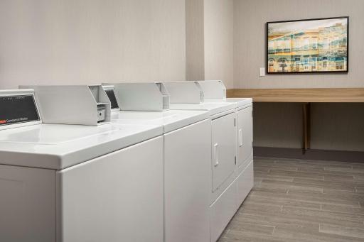 Hampton Inn Baltimore-Downtown-Convention Center - Housity