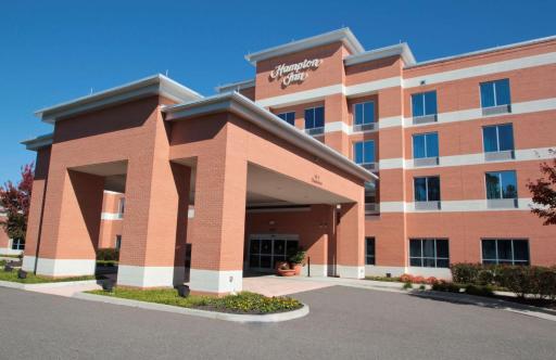 Hampton Inn Hampton-Newport News - Housity