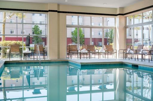 DoubleTree by Hilton San Francisco Airport North Bayfront - Housity