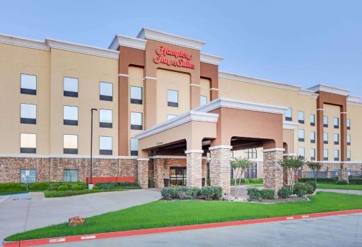 Hampton Inn & Suites Dallas-Arlington-South - Housity
