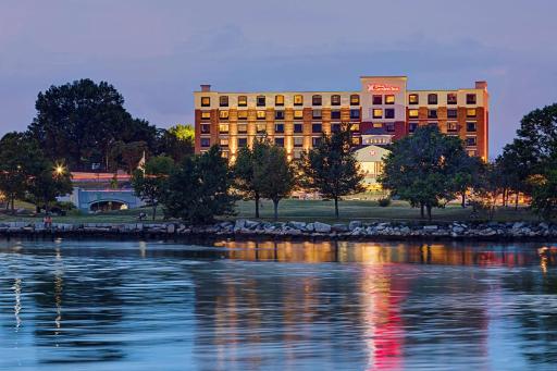 Hilton Garden Inn Providence - Housity
