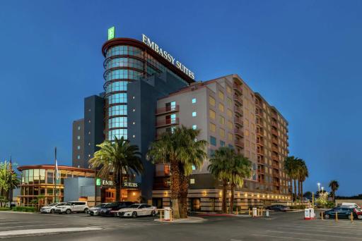 Embassy Suites by Hilton Convention Center Las Vegas - Housity