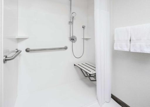 Hampton Inn Austin North - Housity