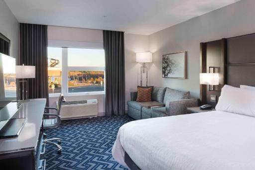 Hilton Garden Inn Foxborough Patriot Place - Housity