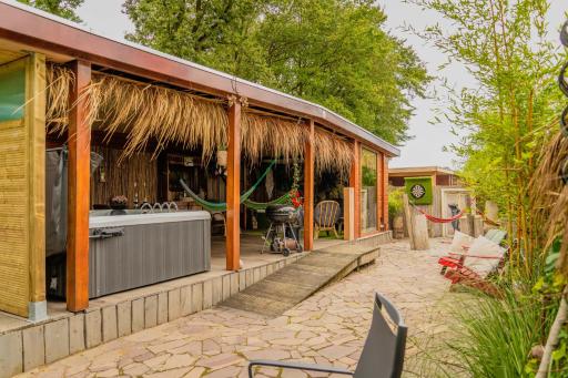 Drents Genieten - Kraaiheide met privé jacuzzi - Housity