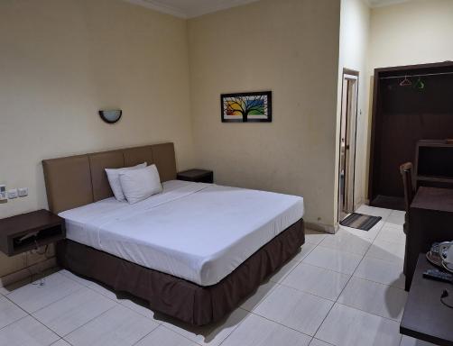 Makati Pasuruan Hotel - Housity