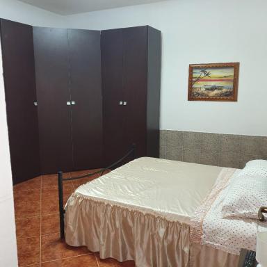 b e b bascus argius - Housity
