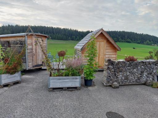 Drosera cabane et roulotte - Housity