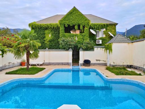 Ismayilli Villa House with Pool - 6 bedrooms - Housity