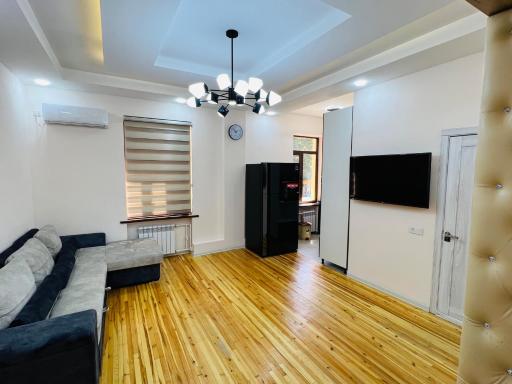 Tashkent Apartment - Housity