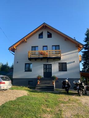 Pensiunea Denisa & Madalina - Housity