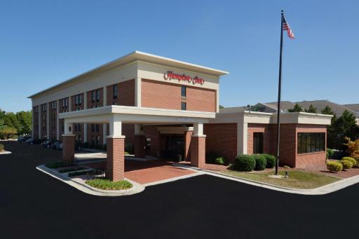 Hampton Inn High Point - Housity