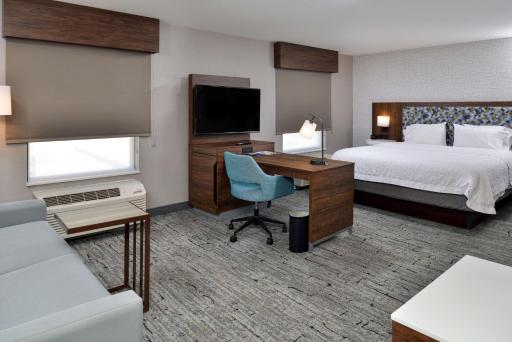 Hampton Inn & Suites Las Vegas Airport - Housity