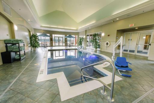 Hilton Garden Inn Manchester Downtown - Housity