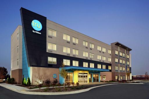 Tru By Hilton Milwaukee Brookfield - Housity