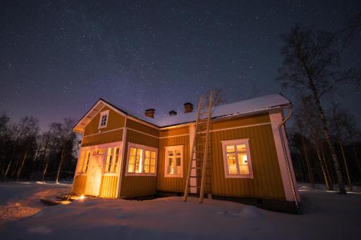 Unique loghouse and wood heated sauna in Ii - Housity
