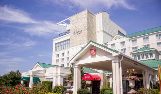 Hilton Garden Inn New York/Staten Island - Housity