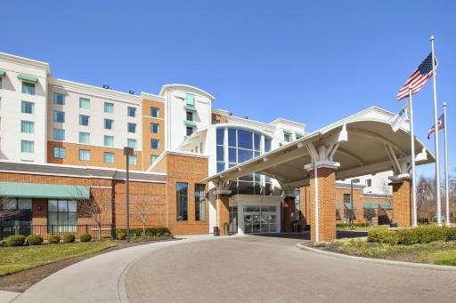 Embassy Suites Columbus - Airport - Housity