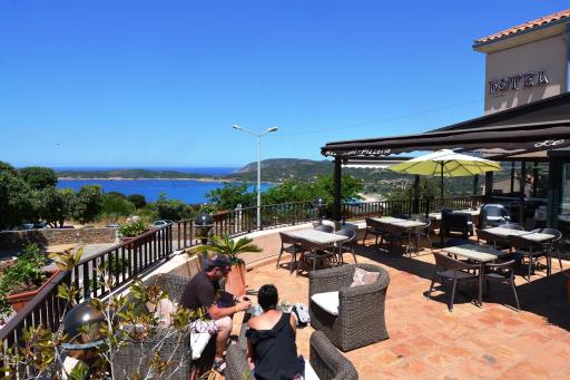 Hotel & Restaurant le Saint Jean - Housity