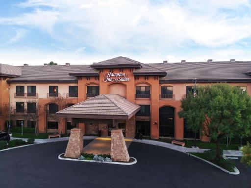 Hampton Inn & Suites Temecula - Housity