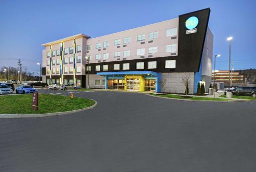 Tru By Hilton Portland Airport Area Me - Housity