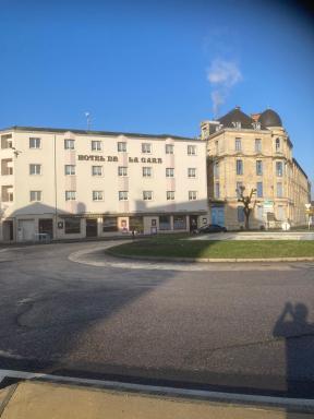 HOTEL DE LA GARE - Housity