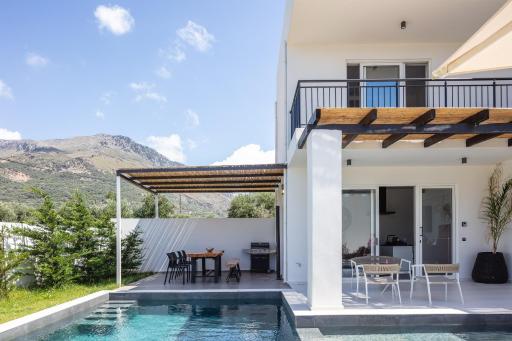 Family villa Casa Filo Rosso with Private Pool , 200m to the beach - Housity