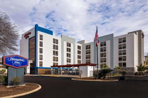 Hampton Inn San Antonio Downtown - Housity
