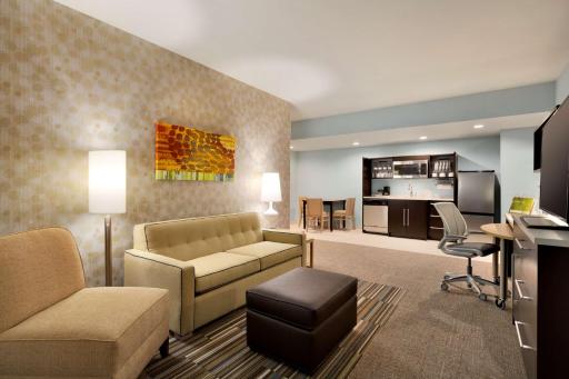 Home2 Suites By Hilton Hasbrouck Heights - Housity