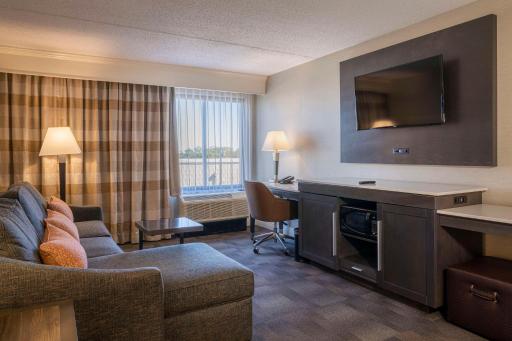 Hampton Inn Carlstadt At The Meadowlands - Housity