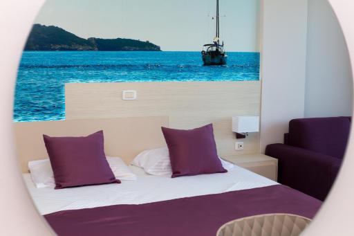 Hotel Ponta Nova - Housity