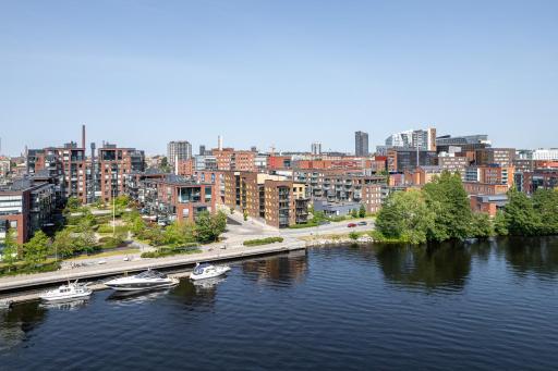 2ndhomes Tampere "Rooftop" Apartment - Ratina 7th Floor Apt with Amazing Lake View - Housity