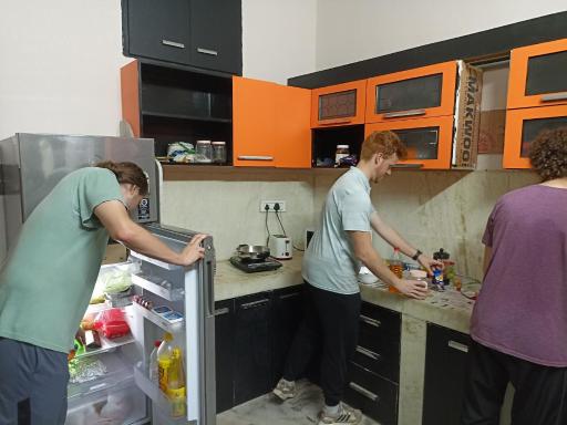 Red Beryl Home Stay - Housity
