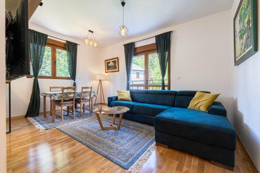 FOREST GREEN - Housity