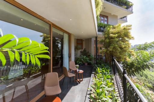 Serene Villa 38 - Housity