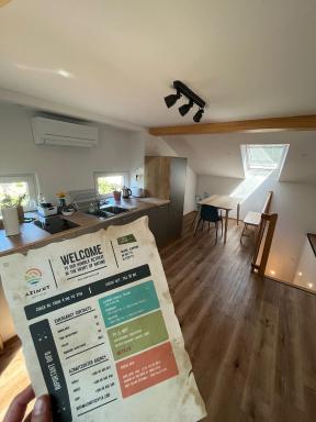 Azimut Hiša - Housity