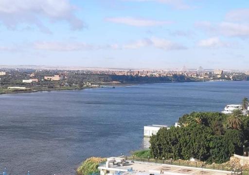 Nile Pyramidal View Apartment - Housity