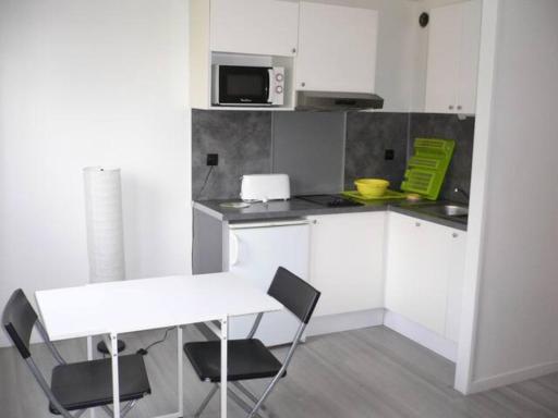 Appartement Nickel et confortable - Housity