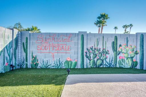 Sunkissed in Scottsdale - Housity